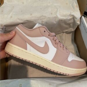 Jordan 1 low Women's Pink and White Sneakers